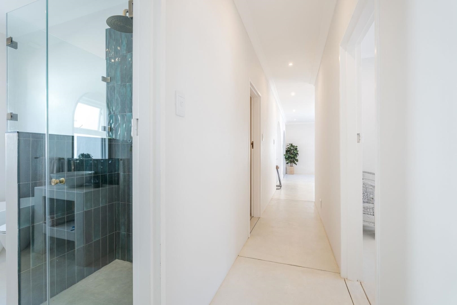 3 Bedroom Property for Sale in Constantia Western Cape